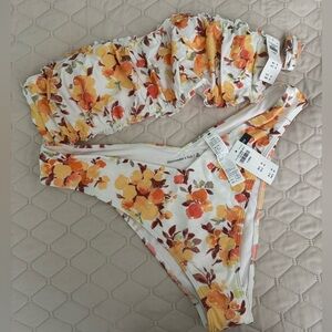 NWT Abercrombie Ruffle Bandeau Top & High-Leg Cheeky Bottom Orange&White Floral